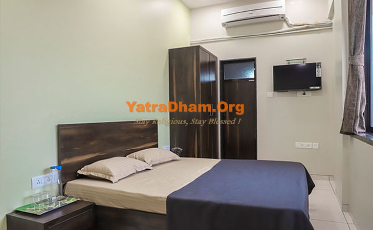 Bruhad Mumbai Gujarati Samaj 2 Bed AC Room View 2