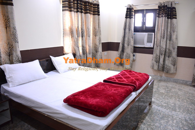 Vrindavan Mithila Kunj Bhavan Room View3