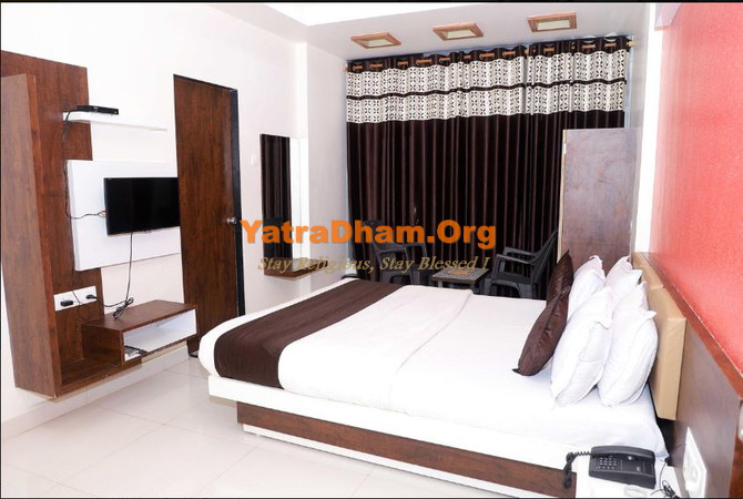Somnath Bansidhar Yatri Nivas Room View4