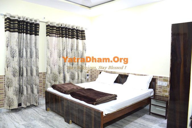 Vrindavan Mithila Kunj Bhavan Room View1