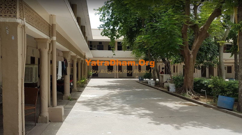 Khatu Shree Shyam Hariyana Dharamshala Open Area