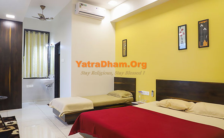 Bruhad Mumbai Gujarati Samaj 4 Bed AC Room View 2