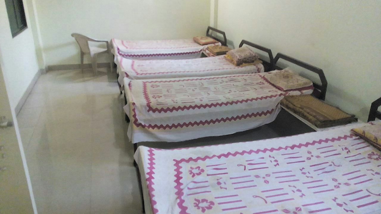 Morgaon-Maheshwari Bhakt Nivas_4 Bed Non A/c. Room