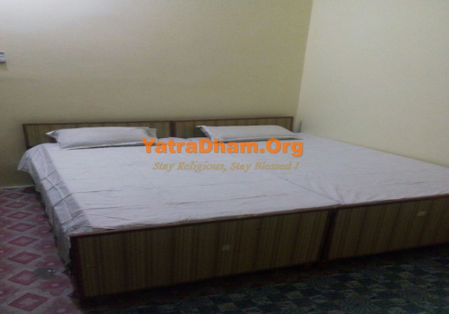 Phata Helipad Anoop Yatri Niwas Room View2