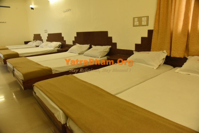 Kanyakumari Triveni Yatrik Nivas (Yatra Dham Rooms) 6 Bed Room