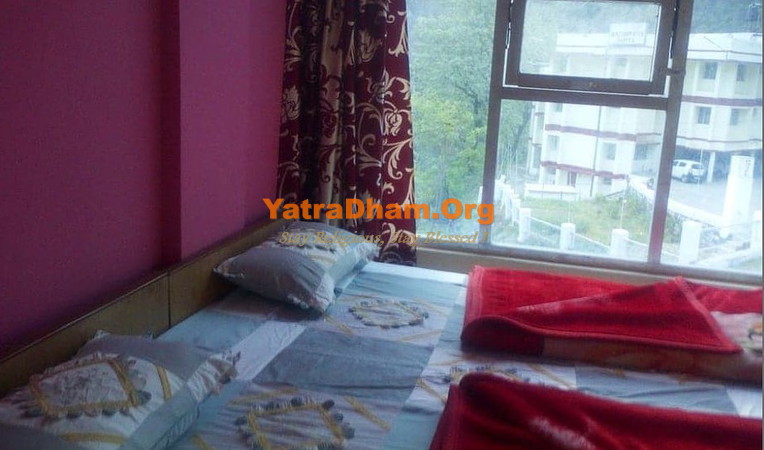 Joshimath Ishwari Narayani Yatri Nivas Room View1