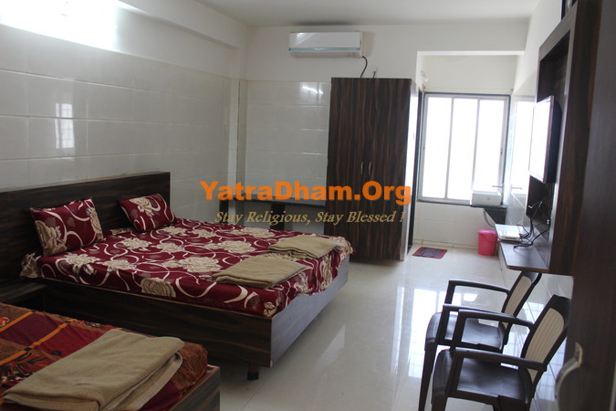 Shirdi - ABBKN Karivena Brahmana Satram Dharamshala Room View3