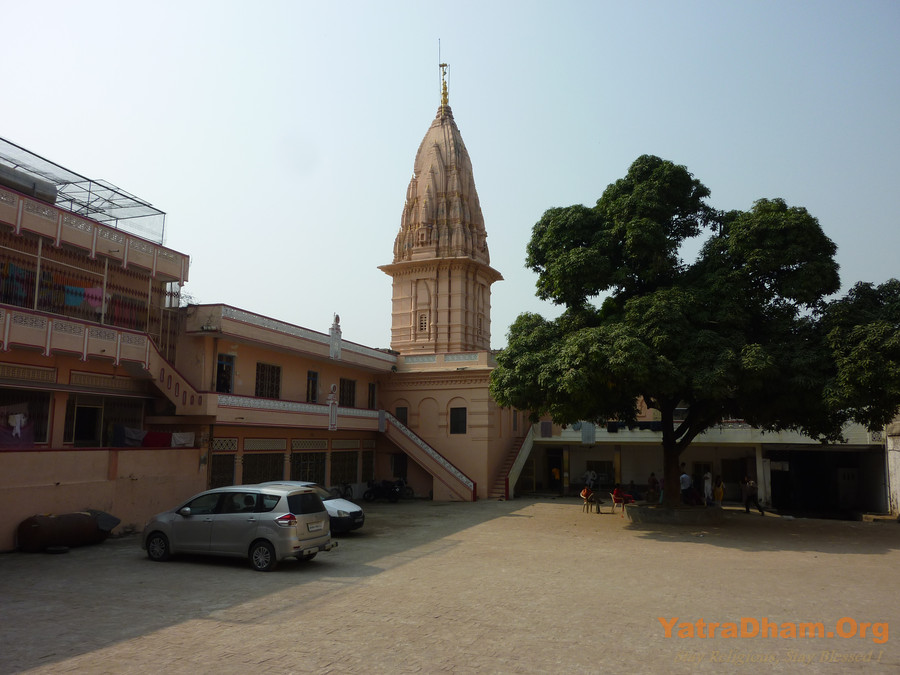Ayodhya_Swaminarayan_Mandir_Bhakti_Niwas_Parking