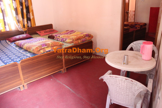 Badrinath M K Yatri Nivas 3 Bed Non AC Room View1
