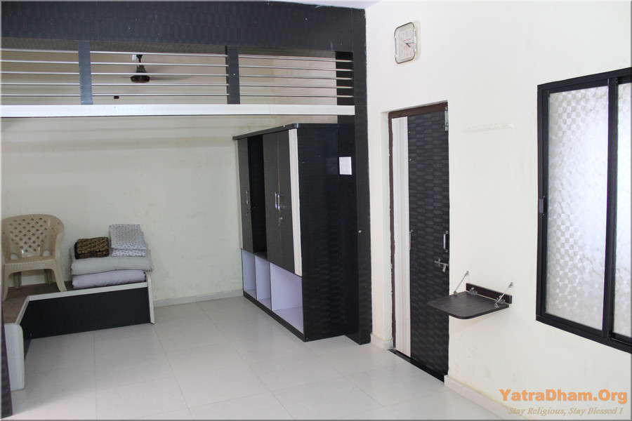 Bangalore_Aradhana_Bhavan_Palitana_Dharamshala_3 Bed_Non A/c._Room_View2