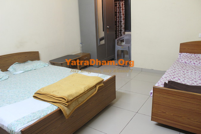 Becharaji Khatri Samaj Gynati Dharamshala_3 Bed Room_