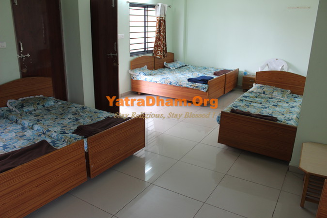 Becharaji Khatri Gynati Dharamshala_6 Bed Room_View2
