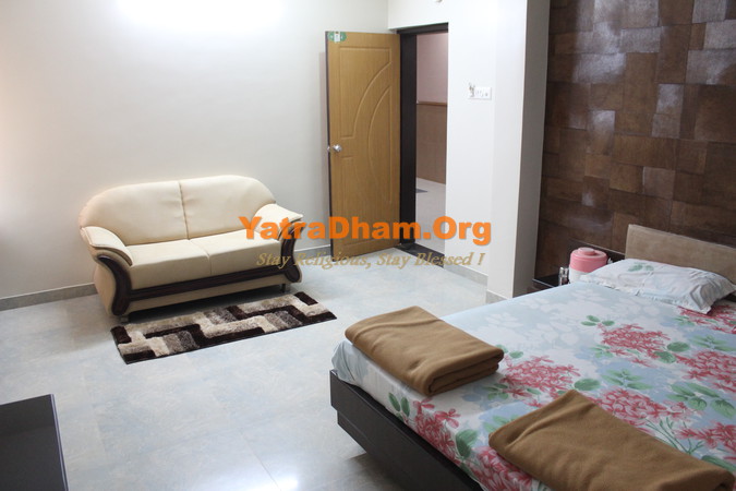 Bhuj Lalchand Thavar Dosa Bhai Dharamshala 2 Bed AC Room View 3