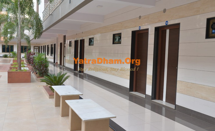 Bhuj Nilkanth Bhuvan Swaminarayan Mandir Lobby