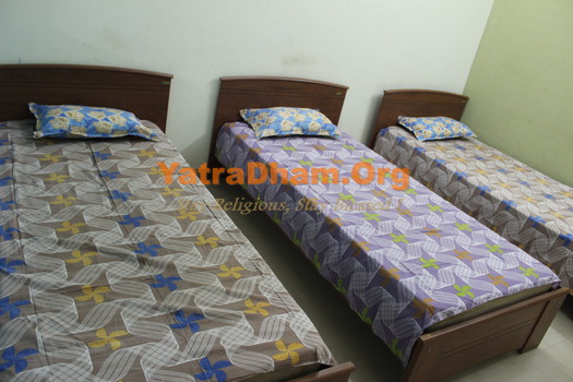 Chennai_Satyanarayan Mandir_Atithi Gruh_3 Bed Ac.Room_View 1