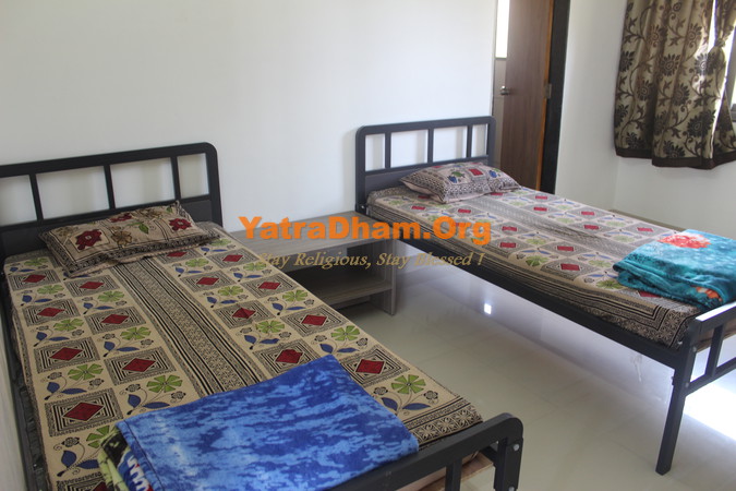 Chotila_Chandi Chamunda Atithi Gruh_2 Bed Non ac room