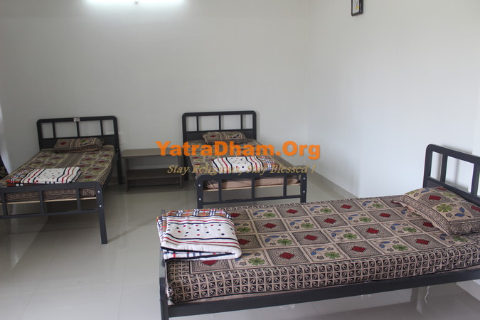 Chotila_Chandi Chamunda Atithi Gruh_3 Bed Non ac room