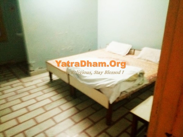 Haridwar - Ganga Darshan Sadhu Sudha Ashram