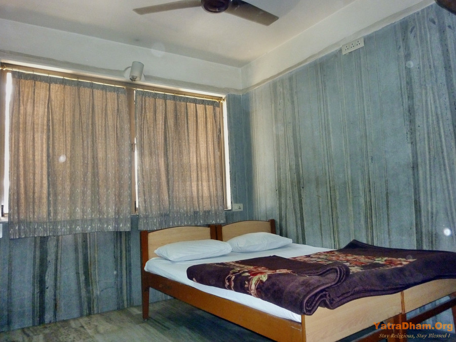 Delhi Swaminarayan Temple Dharamshala 2 Bed Non Ac. Room View-1