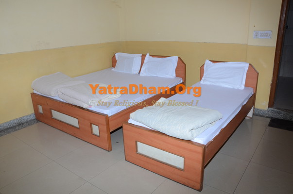 Panchayati_Dharamshala_Double Bed_A/c. Room_View1