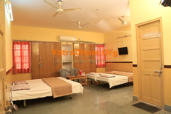 Agrawal_Dharamshala_2 Bed_Ac. Room_View3