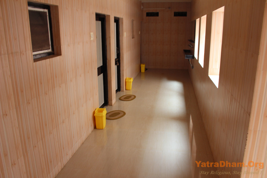 Dwarka Brahmakshatriya Atithi Bhavan Dormitory Hall