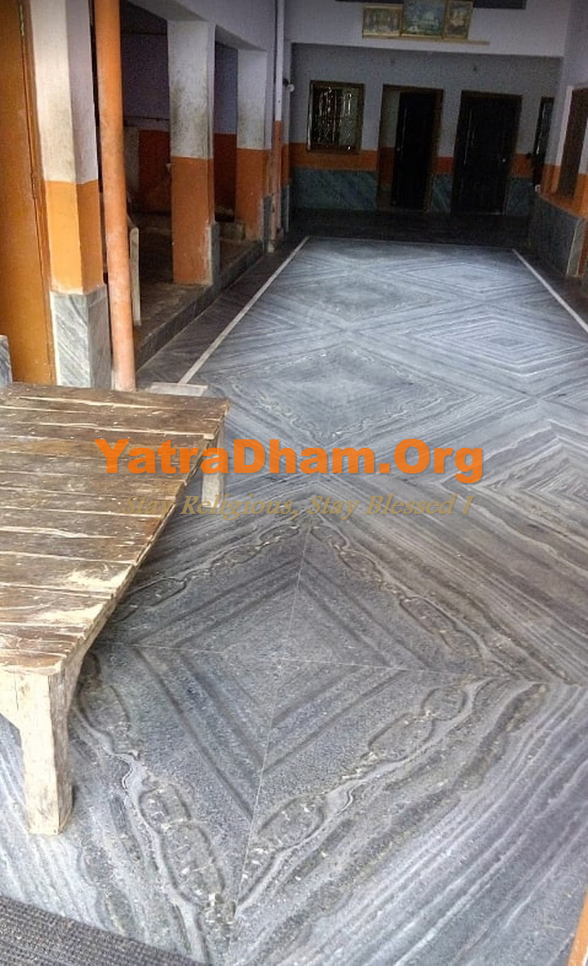 Gaya - Bangali Ashram Lobby