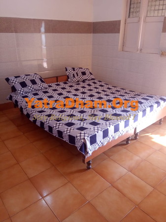 Ayodhya Rambalak Das ji Gujarati Dharamshala Room View3