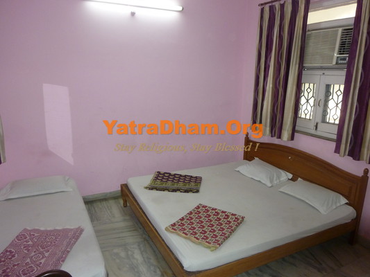 Haridwar Jai Bajrang Bali Dharamshala Room View1