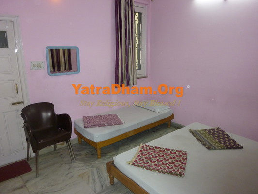 Haridwar Jai Bajrang Bali Dharamshala Room View3