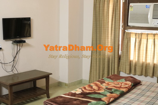 Haridwar_Nishkam_Seva Trust_2 bed ac_View2