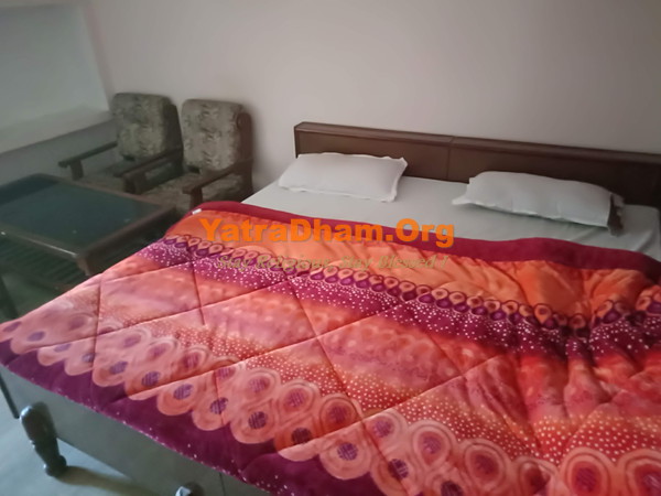 Badrinath Narmada Bhavan 2 Bed Non AC Room VIew2