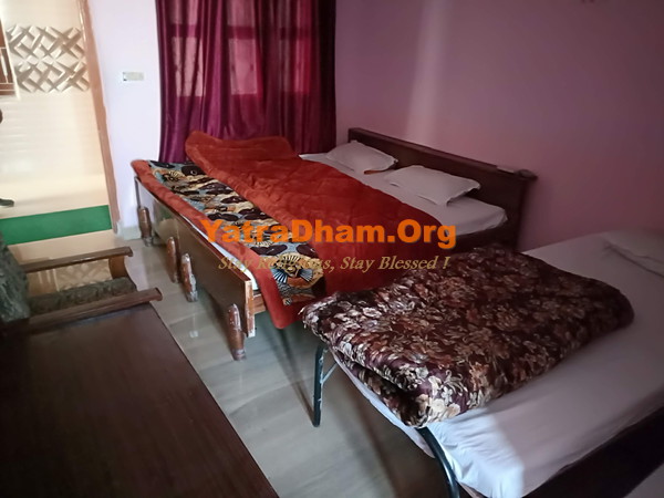 Badrinath Narmada Bhavan 2 Bed Non AC Room VIew4