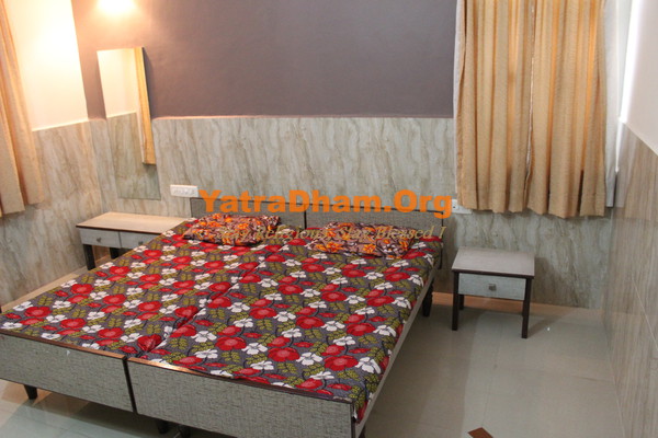 Dwarka_Damani_Atithi_Gruh_2 Bed Ac Room_View 2