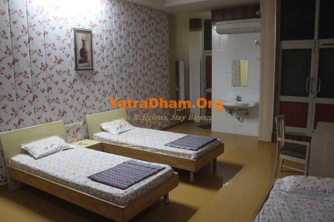 Shankheshwar 108 Parshwanath Bhaktivihar Jain Dharamshala 3 Bed Non AC Room View1