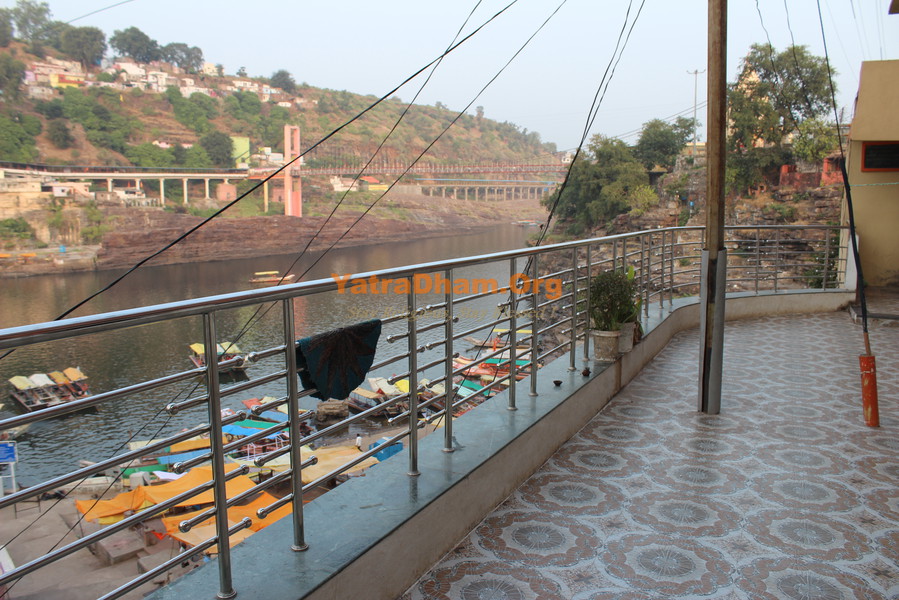 Omkareshwar Shri Sakal  Panchayati Tirol Kunbi Patel Samaj Dharamshala Lobby