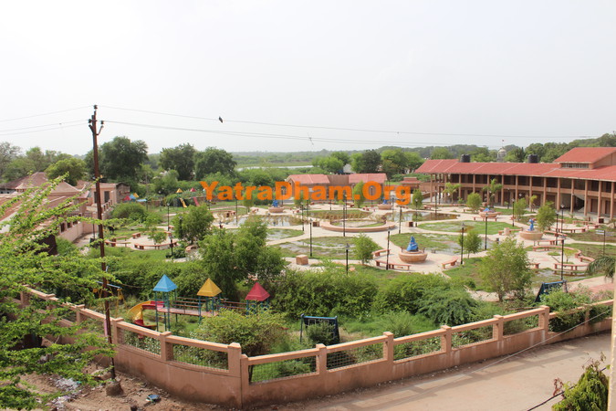 Dakor Limbachi Valand Sarvajanik Dharamshala Outside View