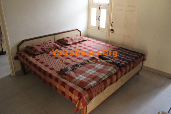 Haridwar_Lala_Chandanlal_Sevasadan_2 Bed_Non Ac Room_View1