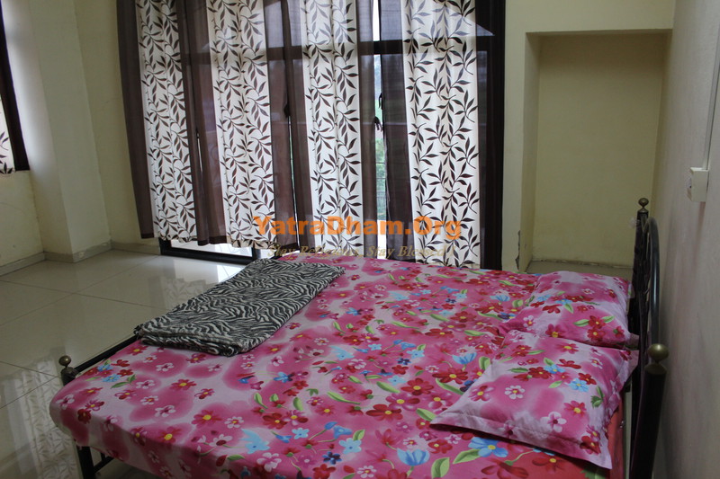 Narsinhwadi (Kolhapur)-Shri Mahadaba Patil Maharaj Dharamshala_2_Bed_Non_Ac_Room View2