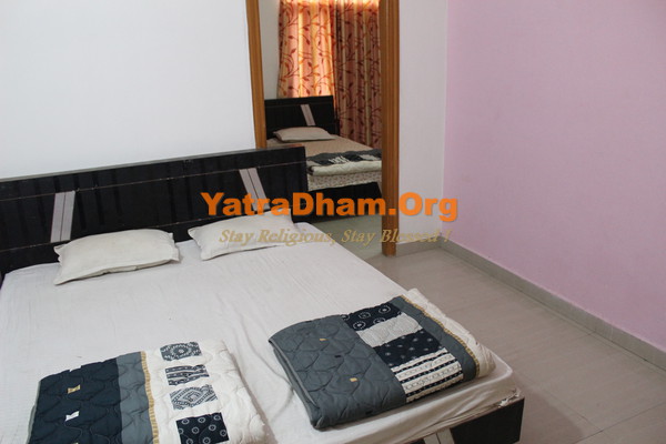 Swaminarayan_Ashram_Dharamshala_4 Bed_Non A/c. Room_View1