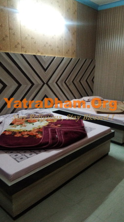 Agrawal Dharashala in Kangra Jwalamukhi Room view 3