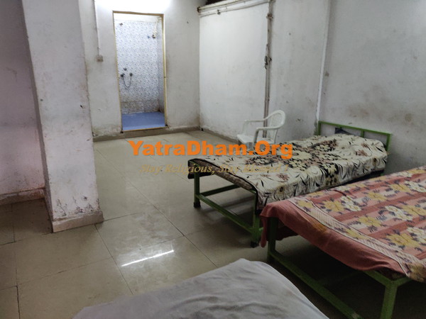 Bhopal Atalram Sindhi Samaj Dharamshala Room View1