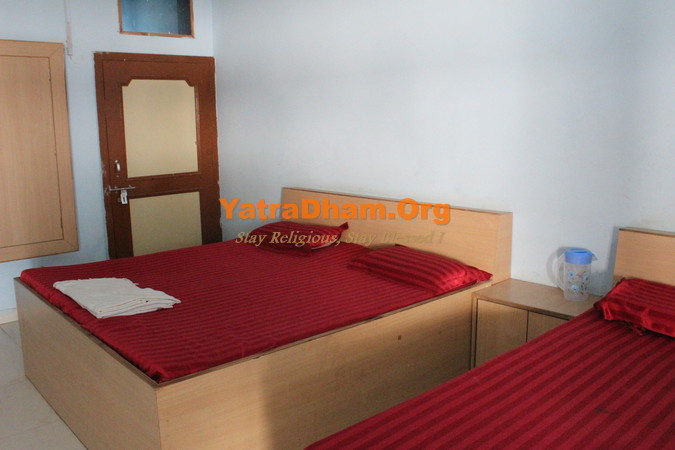 Salasar Dabwali Dharamshala Room View 1