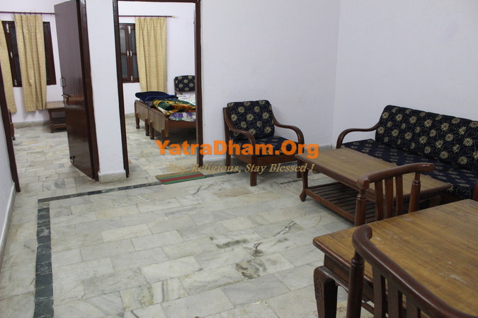 Baba Kali Kamli Dharamshala In Uttarkashi Room View3