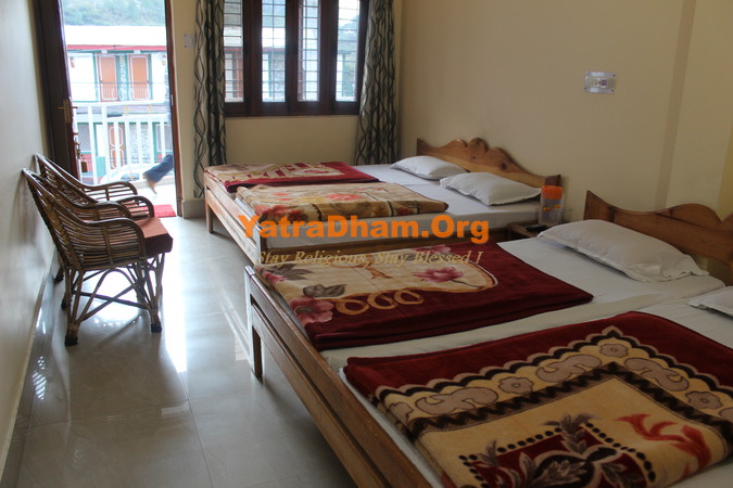 Uttarkashi (Netala) Gujarat Bhavan Yatri Nivas Room View5