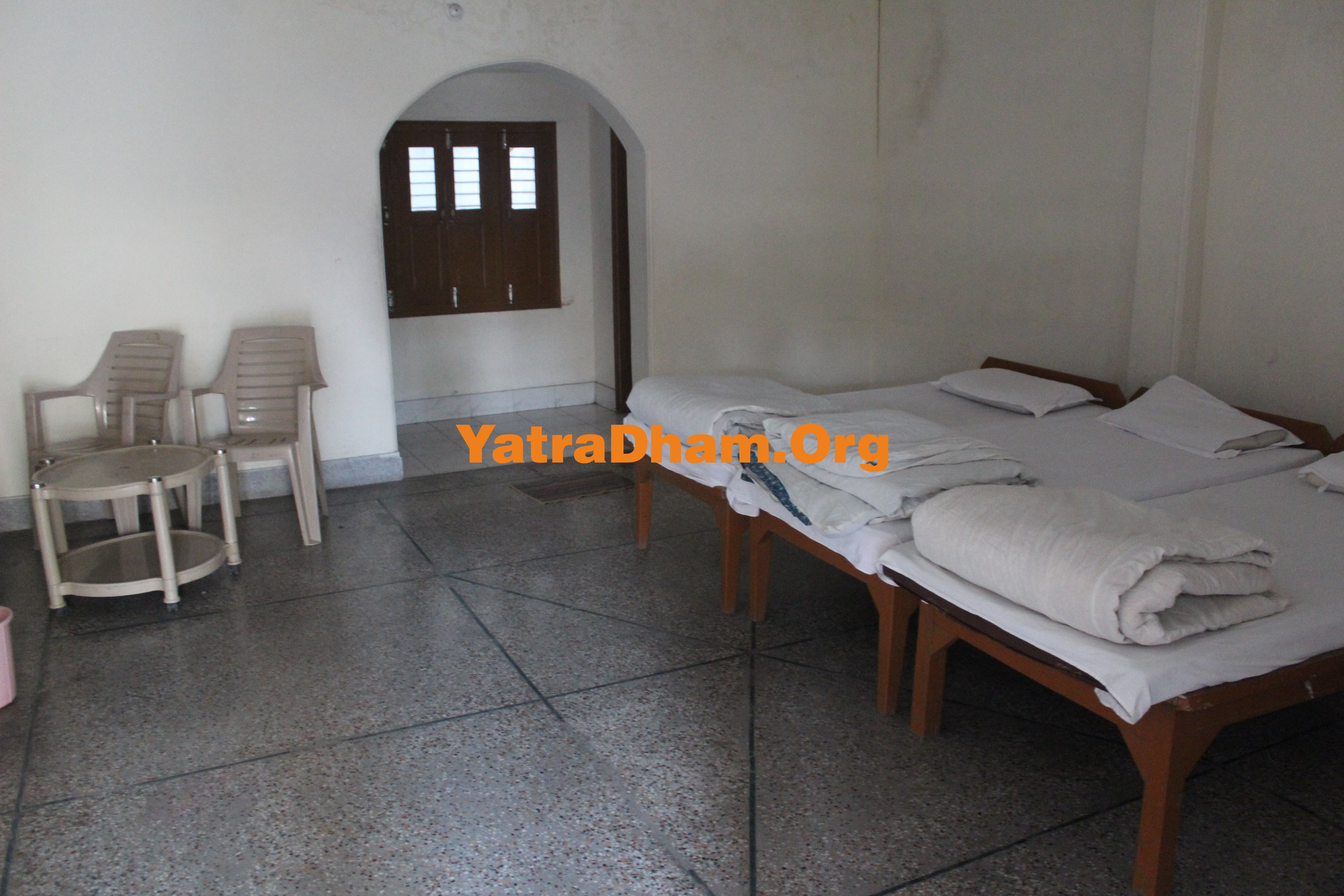 Haridwar Parmarth Ashram Room View1