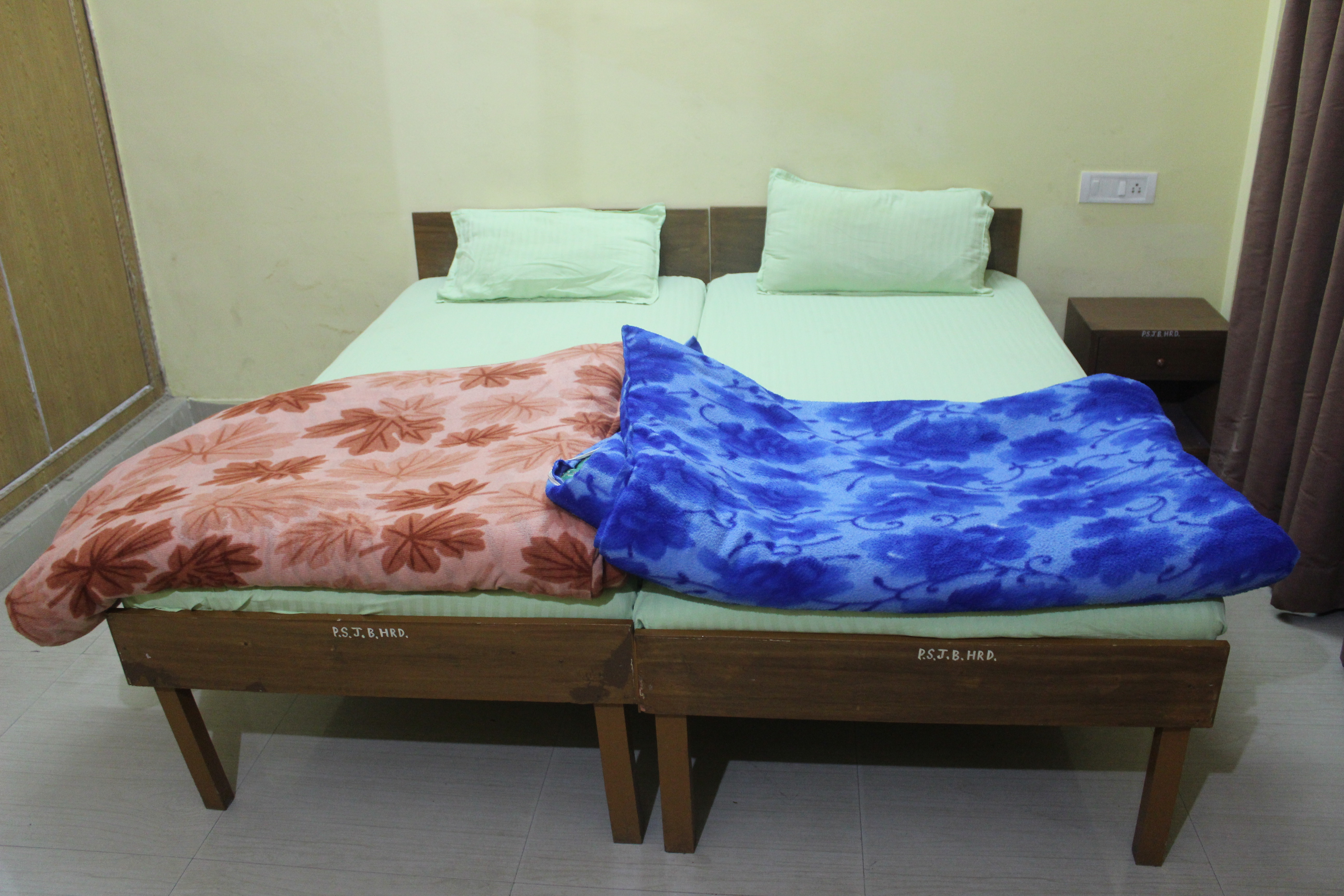 Haridwar Parmarth Ashram Room View3