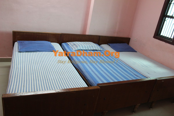 Rameshwaram - Sri Ramanjaneya Chatram_3_Bed_Non_Ac_Room_View