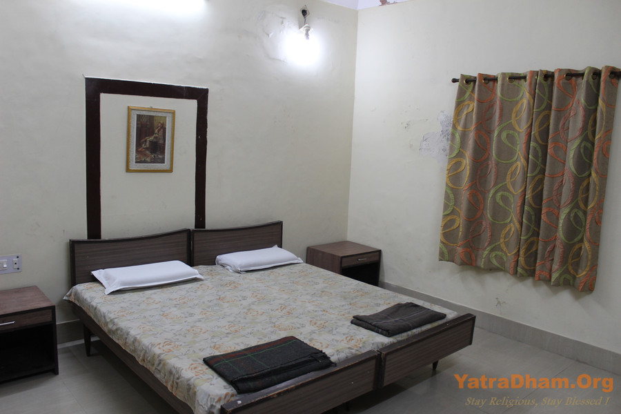 Haridwar Modi Bhavan Room View1