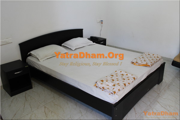 Dwarka - Gayatri Shantivan_2_Bed_Ac_Super_Deluxe_Room_View 1